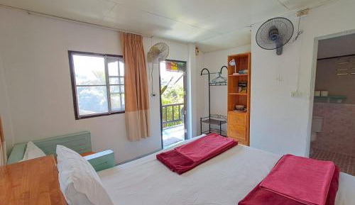 Bungalow with Fan