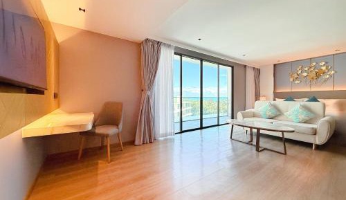 Premier Room 