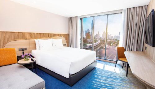 Standard Queen Room - Free Breakfast
