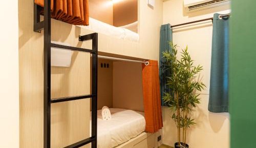 Quadruple Room with Shared Bathroom