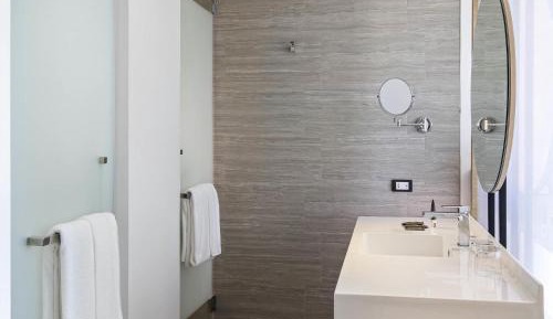Executive Corner King Room