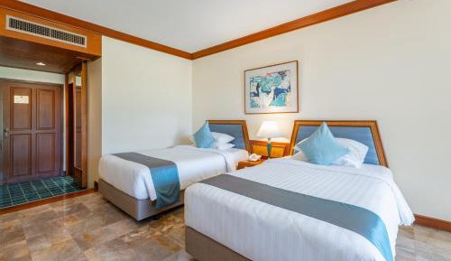 Hideaway  Superior Twin Promotion