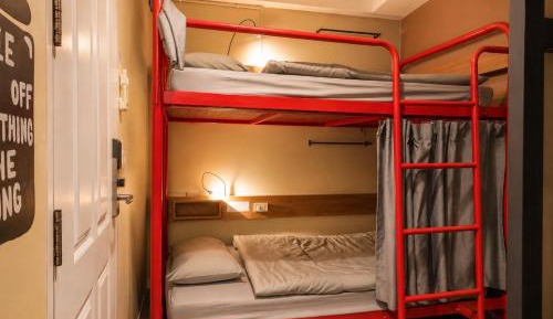 Bed in 6-Bed Mixed Dormitory Room