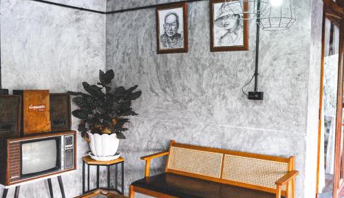 Queen Room