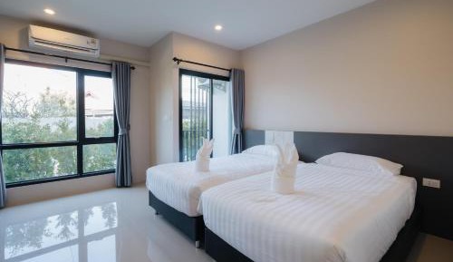 Deluxe Twin Room