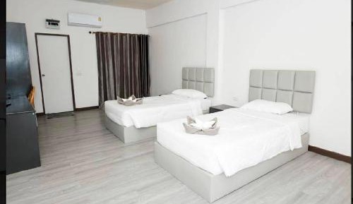 Standard Twin Room with Garden View