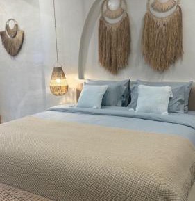 Villa - Beach Front