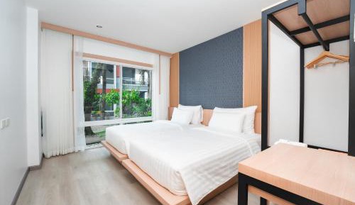 Deluxe Double or Twin Room with Garden View