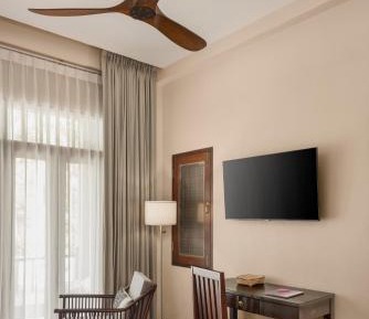 Grand Deluxe Heritage Room