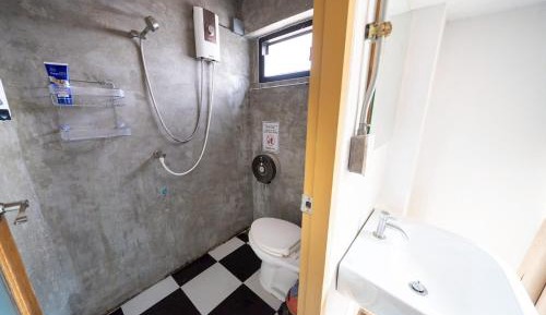 Triple Room with Private Bathroom