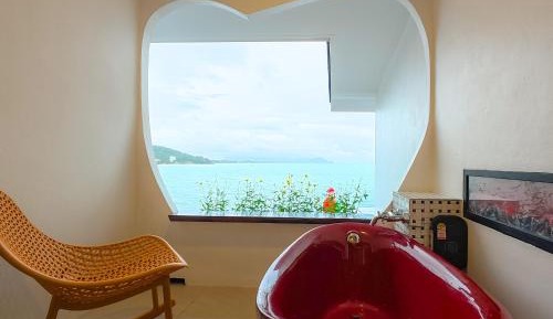 Deluxe Double Room with Balcony and Sea View