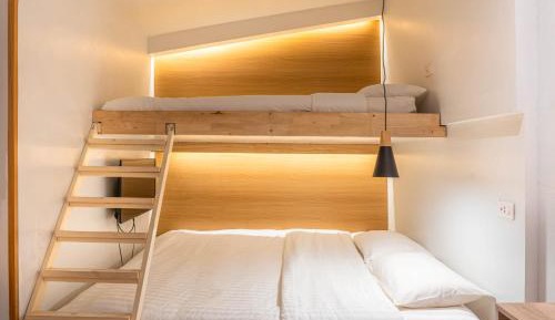 Japanese-Style Room