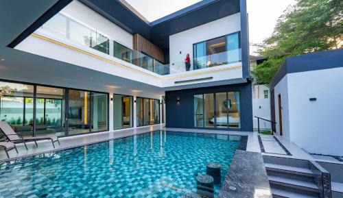 Deluxe Villa
