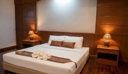 Standard Double Suite