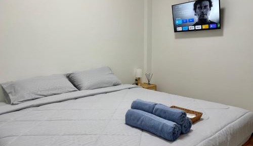 Deluxe Double Room (2 Adults + 1 Child)