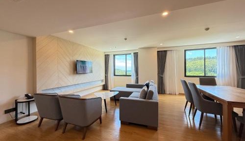 Presidential Suite