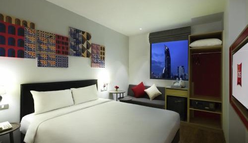 Standard Queen Room
