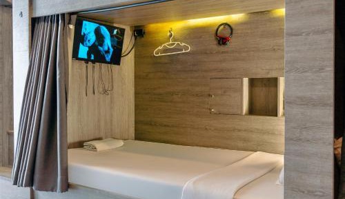 Bed in 6-Bed Female Dormitory Room