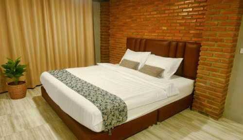 Deluxe Double Room with Bath
