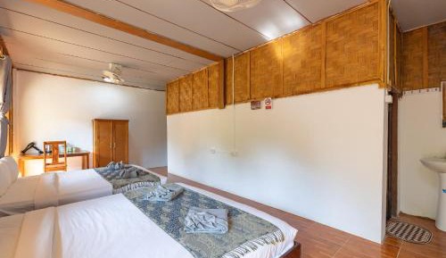 Family Room with Mountain View