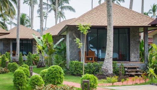 Beachfront Cottage