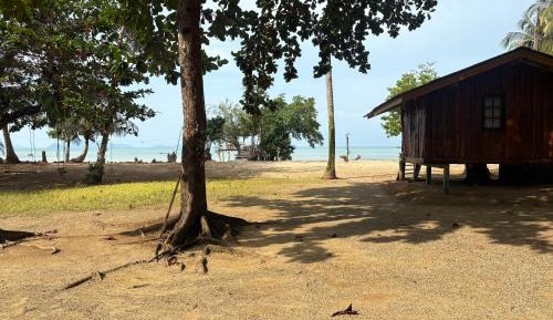 Bungalow with Sea View