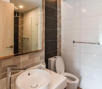 One Bedroom Premier