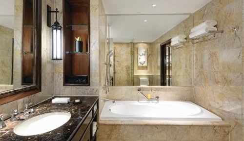 Royal Pimai, Club lounge access, 2 Bedroom Suite, City view