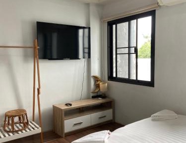 Large Single Room