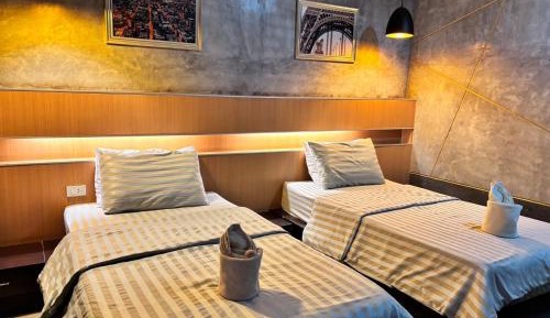 Standard Twin Room