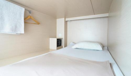 Bed in 6-Bed Mixed Dormitory Room