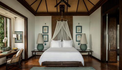 Family Pool Villa with one king and two twin beds