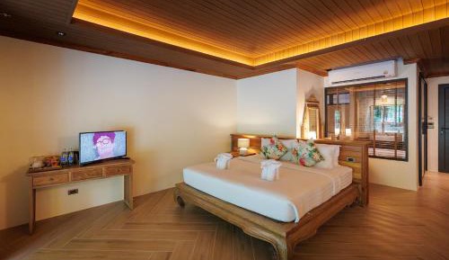Deluxe Double Room with Bath