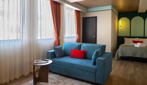 Deluxe Quadruple Room