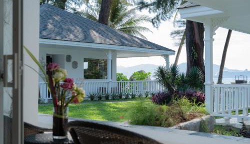 Beachside Cottage