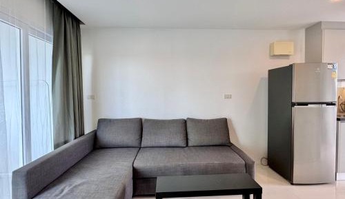 One-Bedroom Apartment with Balcony and Water View