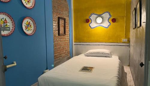 Economy Single Room