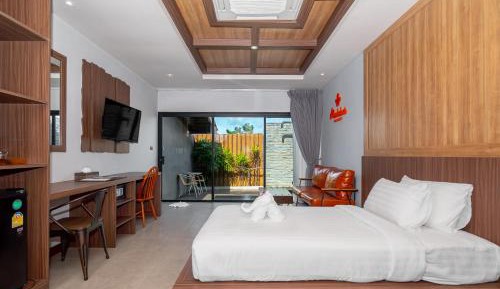 Deluxe Twin Beds With Private Pool 