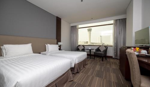 Deluxe Double or Twin Room with City View