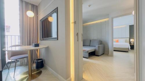 Two-Bedroom Suite