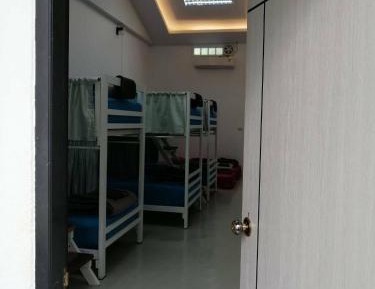 Mixed Dormitory Room