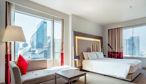 Junior King Suite