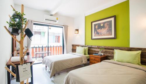 Twin Room with Shared Bathroom