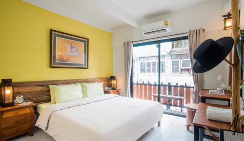 Double Room with Shared Bathroom