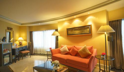 The King Suite with Breakfast