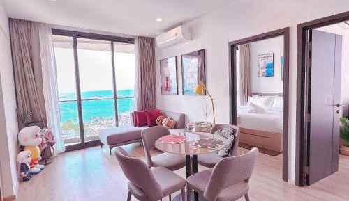 Two-Bedroom Apartment with Balcony and Sea View
