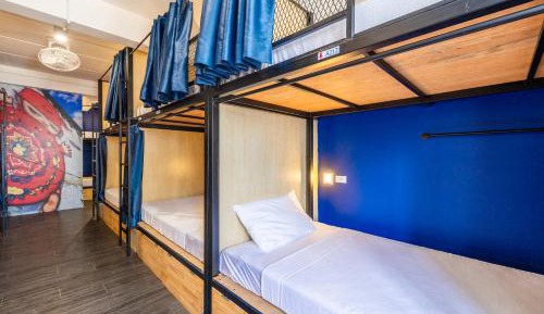 Bunk Bed in Mixed Dormitory Room