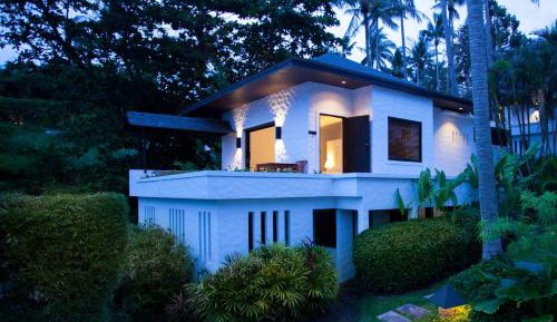 Grand Deluxe Villa with Partial Seaview