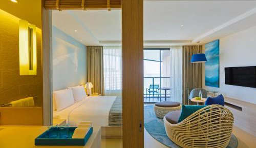 Standard King Room with Club Access - Executive Tower