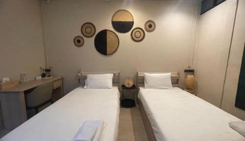 Deluxe Twin Room